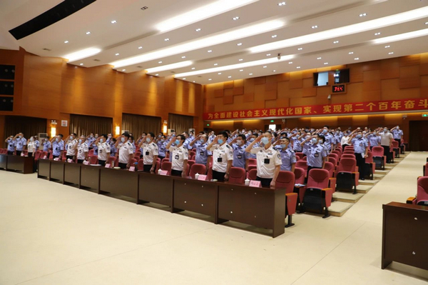 nEO_IMG_p3-努力为党和人民争取更大光荣！习近平总书记在庆祝中国共产党成立100周年大会上的重要讲话引起广东司法行政系统热烈反响.jpg
